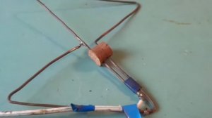 Универсальная самоделка своими руками Антенна Т2 из медного провода с активным вибратором .