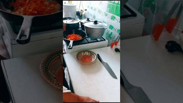 Курочка в советской подливке? смотреть онлайн