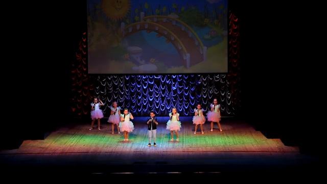 Детский вокальный ансамбль «Карамельки» - «Капелька счастья» смотреть онлайн