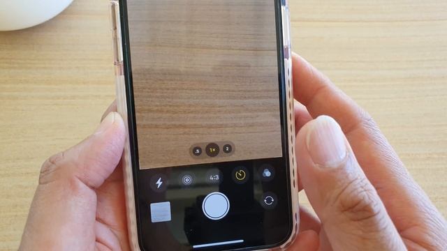 How to Take a Photo With Camera Timer on iPhone 11 Pro | IOS 13 смотреть онлайн