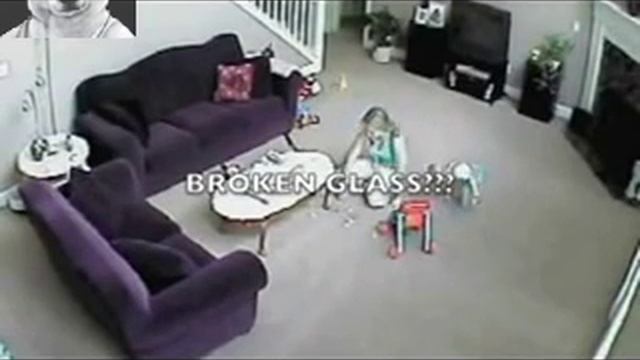 Видео «Кот напал на девушку» смотреть онлайн