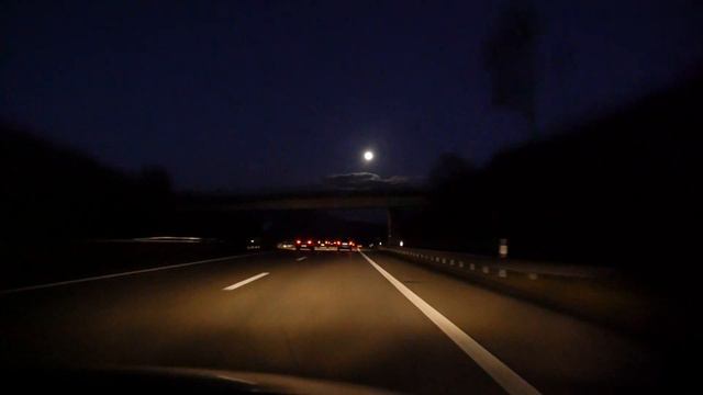 Базель. Луна. Рождество. Карика МЕДИА без купюр. #essey смотреть онлайн