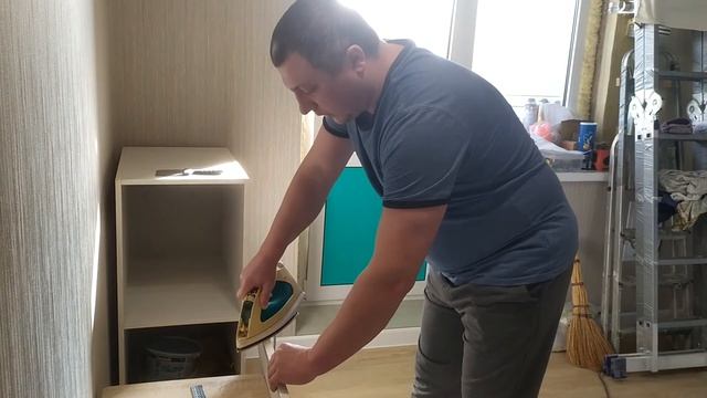 Меламиновая кромка. Приклеивание и правильная обрезка.