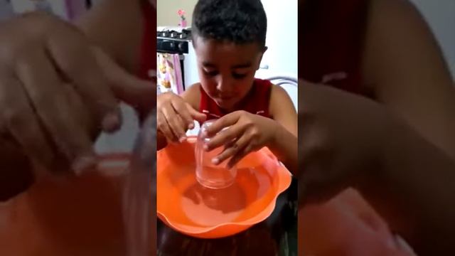 Papel que não se molha. смотреть онлайн