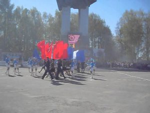 Девушки-барабанщицы