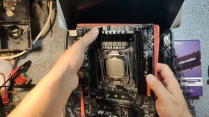 Компьютер с Китая LGA2011-3 + Xeon E5 2670 V3 + ОЗУ 16 Гб + SNOWMAN бюджетно и очень неплохо.