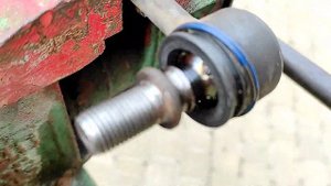 Как восстановить стойки стабилизатора на Hyundai Elantra j5 MD своими руками ??