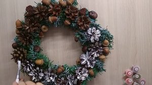 Новогодний венок рождественский венок  из шишек, каштанов, желудей Art.PAS