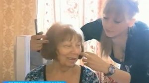 К кому парикмахеры готовы прийти на дом бесплатно?