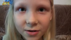 Мелаша кормит кашкой Беби Бон Лизу!