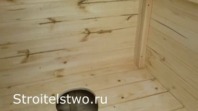 Туалет для дачи деревянный с окном и кровлей (ДТ-4)
