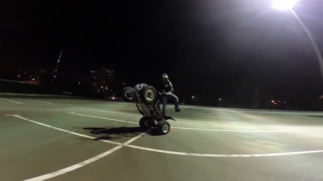 Yamaha Raptor 700 Stunts | Тренировка медленной езды на задних колёсах
