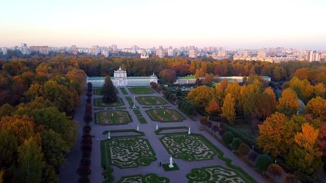 Усадьба Кусково с высоты птичьего полёта... (07.10.2021г.) смотреть онлайн