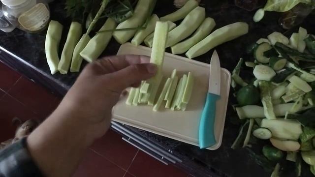 Малосольные огурцы в пакете. Быстрый рецепт.