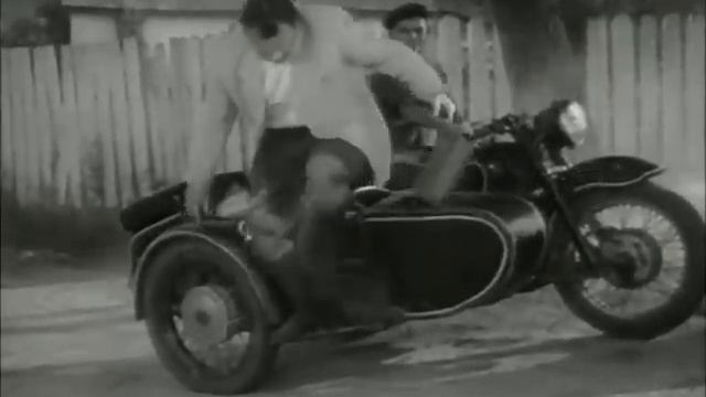 Чтоб это вымя я больше не видел! смотреть онлайн