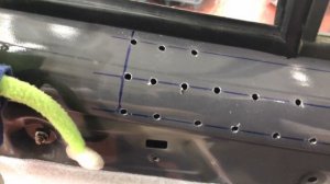 Замена дверных обшивок на автомобиле Соболь. Установка дверных карт с ГАЗель NEXT