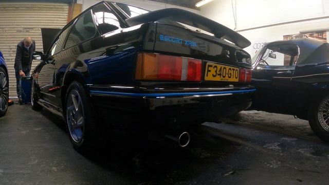 Immaculate Modified Ford Escort XR3i Plus Cold Start Exhaust Sound смотреть онлайн