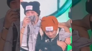 Stray Kids crying so hard at the concert ?