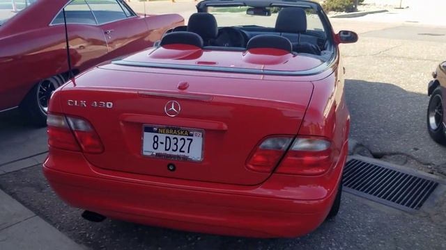 Me Filming The Bentley Continental Convertible & The Mercedes-Benz CLK AMG Convertible смотреть онлайн