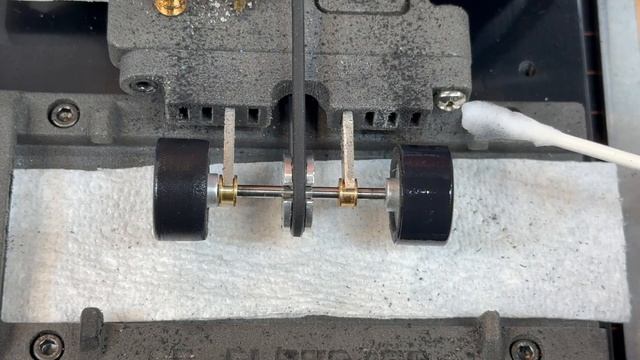 Slot it GT40 - Tuning For Our Track Part 1 смотреть онлайн