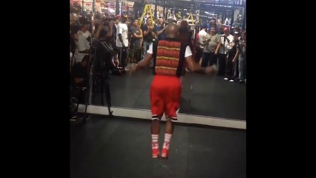 Флойд Мейвезер тренировка