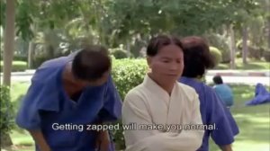 три дибилы и клизма с пистолетом