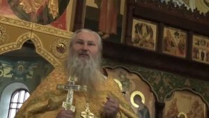 Как брать у священника благословение и что оно означает?