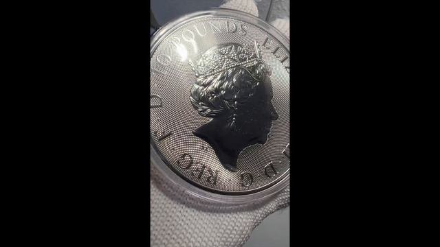 Royal Tudor Beasts - 10 Oz Yale of Beaufort (2023) смотреть онлайн