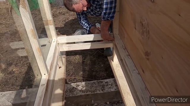 Брудер для индюшат своими руками,бюджетный вариант . смотреть онлайн