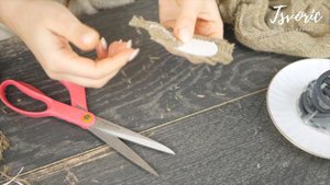 Flying cup with a door and gifts / Летящая чашка с дверью и подарками / DIY TSVORIC