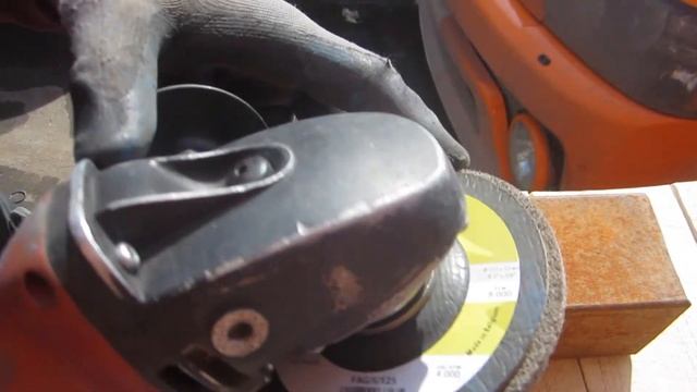 Зачистка старой краски и ржавчины кругами Cibo. смотреть онлайн