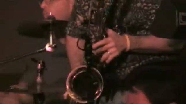 Two Legs - Oscar Homolka's Ghost смотреть онлайн