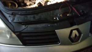 Рено эспейс 1.9dci  не заводится коротнул силовой провод на кузов