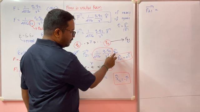 NCERT Class 12 Chapter 1 Part 2 Electric Charges and Fields in Tamil @Barathphysicsclass смотреть онлайн