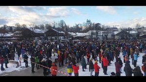Демонстрация против ограничительных мер Германия  Traunstein. Traunstein steht auf.
