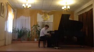 И.Б.Кабалевский. Сонатина Ор. 13, No.2, часть 1. Исполняет Цветков Николай