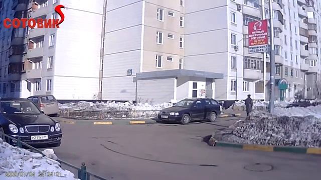 Eplutus F900 LHD смотреть онлайн