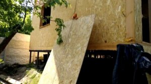 Топлес на крыше или как в одиночку поднять лист OSB | Vlog 2