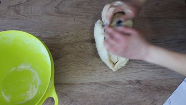 Рецепт самых вкусных и простых пончиков!