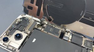 Замена заднего стекла Cracked iPhone 14 Back Glass？ FIX IT Yourself With This DIY Repair Guide!