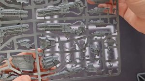Adeptus Titanicus WARLORD TITAN unboxing and sprues close up - Games Workshop - Horus Heresy