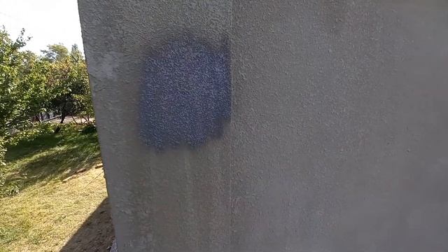 Покраска дома самостоятельно резиновой краской BAYRIS графитового цвета