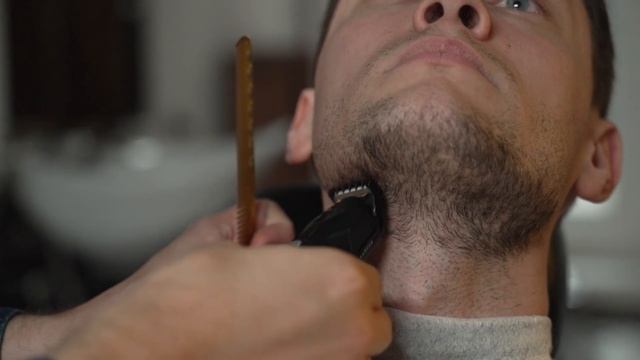 Для стрижки, бритья и стайлинга. Мультитриммер Remington PG6030 смотреть онлайн