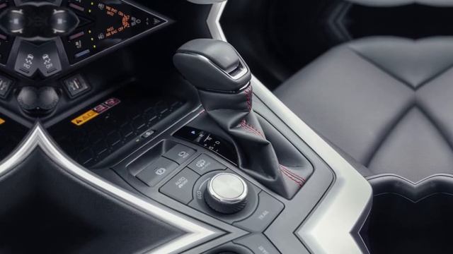 2024 Dodge Hornet R/T vs 2023 Toyota RAV4 Prime XSE - Comparison Test смотреть онлайн