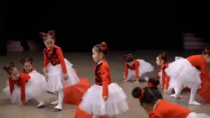"Парижге саяхат" биі - "Шабыт" би ансамблі