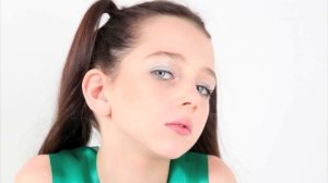 Josie Carr-Harris 11 yo - In the Corner Mussorgsky - Amazing child opera singer