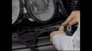 Как снять фары на дорестайловом Mercedes-Benz W210