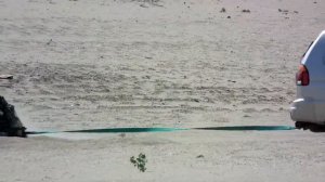 Лучший помощник если машина застряла в песке