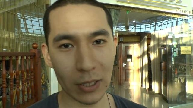 Как активизировать свой мозг и накачать мышцы в городских условиях? Идём на скалодром. Climbing wal