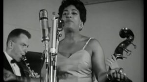 Donna Hightower -- 1960 Antibes Jazz Festival "I Can't Give You Anything But Love"